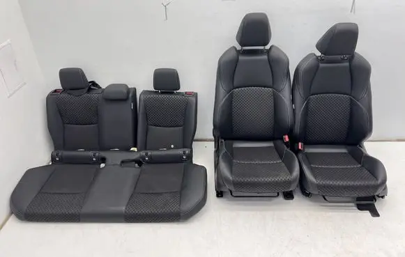 Mazda 2 Seat set 