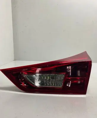 Toyota Auris E180 Tailgate rear/tail lights 02268