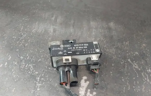 Volkswagen Caddy Other relay 6K0919506 898846000