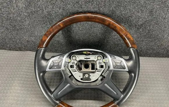 Mercedes-Benz GL X166 Steering wheel 