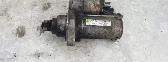 Volkswagen Scirocco Starter motor 02M911023M