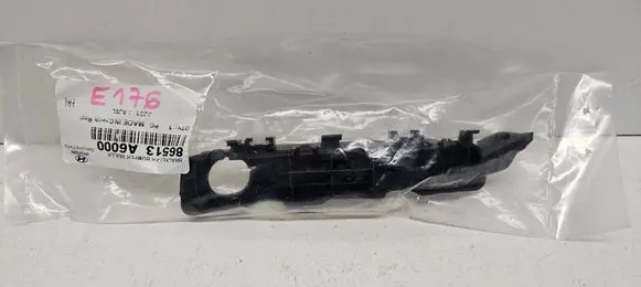 Hyundai i30 Front bumper mounting bracket 86513A6000