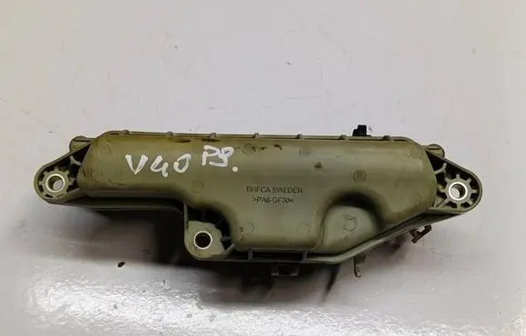 Volvo V40 Vacuum air tank 31330458