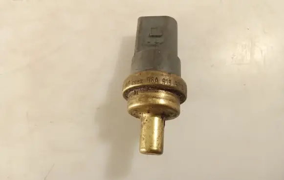 Volkswagen Transporter - Caravelle T5 Coolant temperature sensor 06A919501A