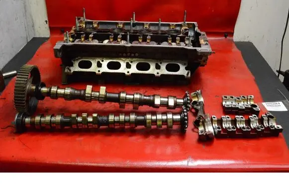 Audi A4 S4 B6 8E 8H Engine head 06A103373P