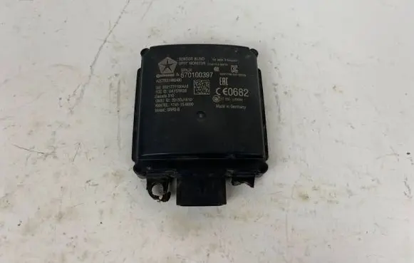 Maserati Levante Blind spot module 670100397