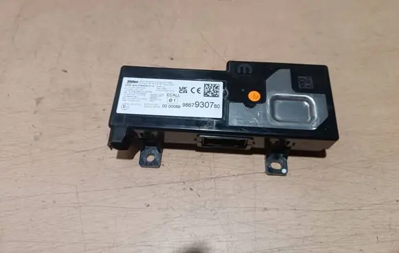 Peugeot 2008 II SOS control module 9867930780