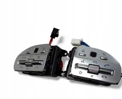 Mercedes-Benz CLA C118 X118 Steering wheel buttons/switches A0999059708 A0999050504