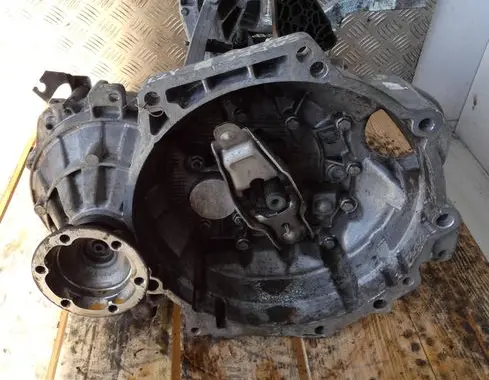 Volkswagen Caddy Manual 5 speed gearbox LZY