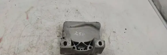 BMW 5 E60 E61 Engine mounting bracket 24168110 70059908
