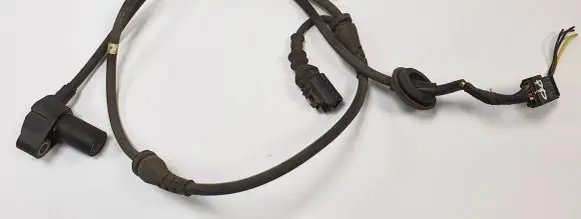 Audi A4 S4 B6 8E 8H ABS brake wheel speed sensor 0265006682