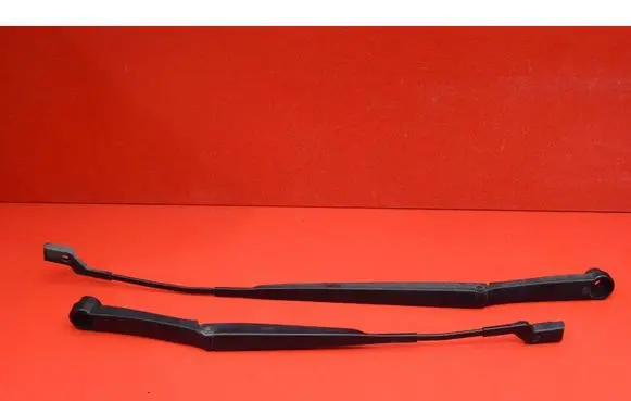 Hyundai ix20 Front wiper blade arm 983101P000