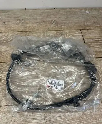 Lexus RX 450H Trunk rubber seal (body) 8218178120