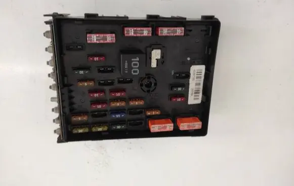 Volkswagen PASSAT B6 Fuse module 3C0937125 63592777 43207705