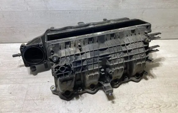 Skoda Octavia Mk3 (5E) Intake manifold 04E129711P