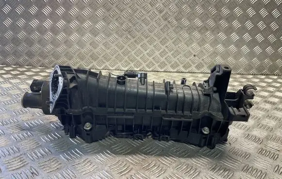 BMW X1 E84 Intake manifold 7807991