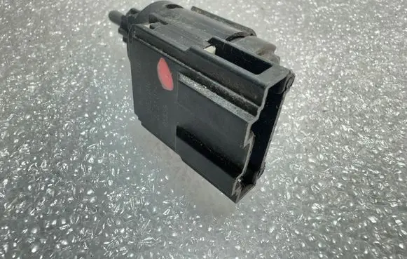 Audi A4 S4 B8 8K Brake pedal sensor switch 3B0945511C