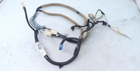 Toyota Avensis T250 Tailgate/trunk wiring harness 8218505081