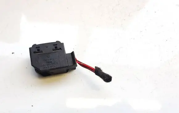 Volkswagen Golf IV Electric window control switch 3b0959855b