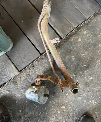 Honda Civic Fuel tank filler neck pipe 3232325