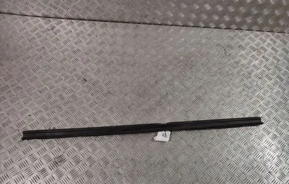 Audi A5 Sportback 8TA Engine compartment rubber 8T0823723B