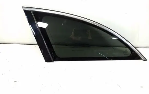 Mercedes-Benz R W251 Rear side window A2516703350
