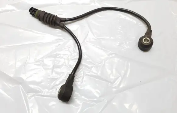 BMW 3 E46 Detonation knock sensor 1435485