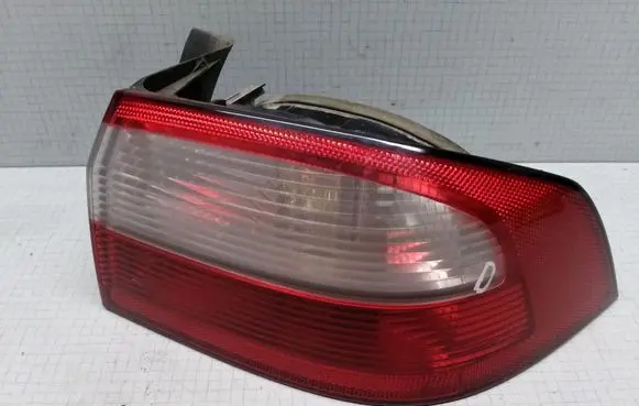 Renault Laguna II Rear/tail lights 8200002474