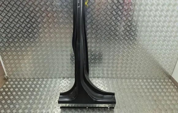 Jeep Wrangler (B) Pillar trim (exterior) S25152252 68302718AC