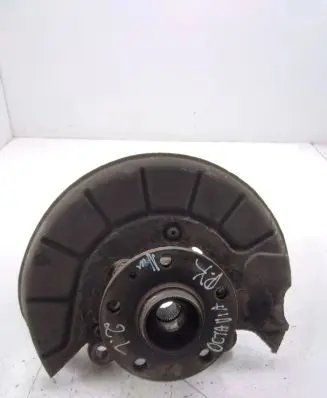 Skoda Octavia Mk2 (1Z) Front wheel hub