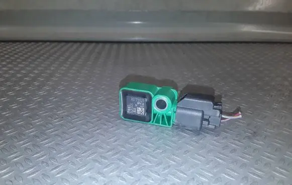 Volvo S80 Airbag deployment crash/impact sensor 30775521
