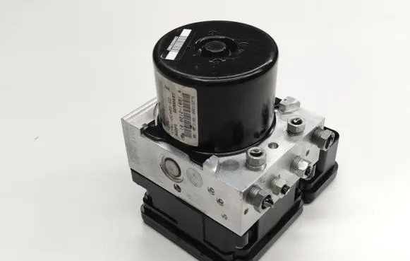 Ford Kuga II ABS Pump CV612C405ED 10021210914