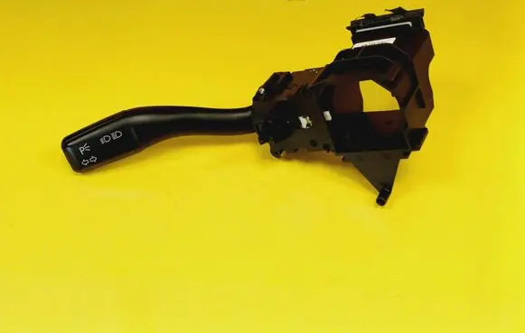 Audi A4 S4 B6 8E 8H Indicator stalk 8E0953513A