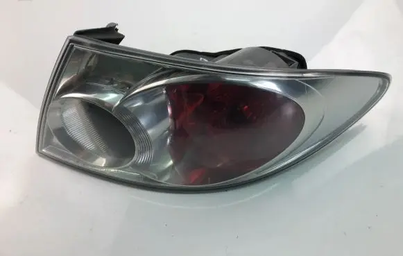 Mazda 6 Tailgate rear/tail lights