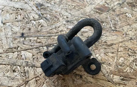 Opel Zafira A Turbo solenoid valve 90530039