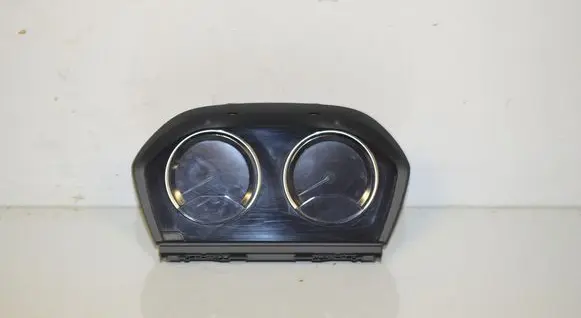 Speedometer (instrument cluster)