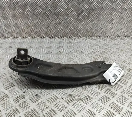 Infiniti Q30 Rear upper control arm/wishbone A2463500053