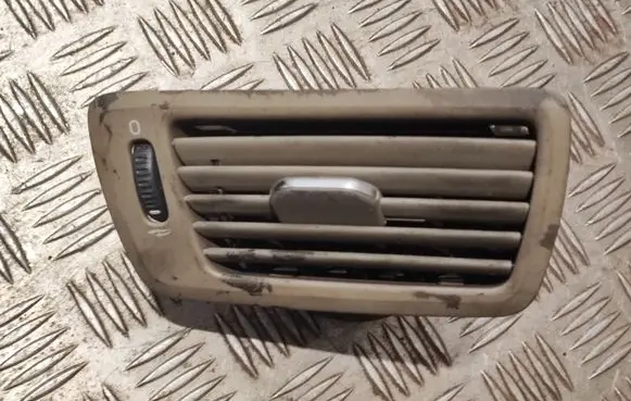 Volvo V70 Dashboard side air vent grill/cover trim 3409378