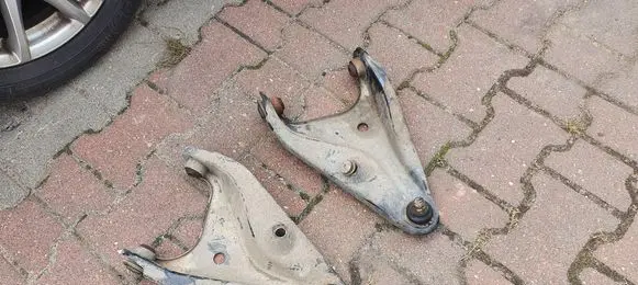 Dacia Sandero Front control arm XXXXXXXXX