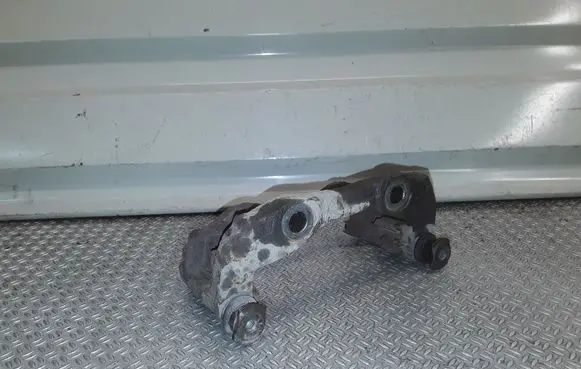 Peugeot 1007 Front Brake Caliper Pad/Carrier 
