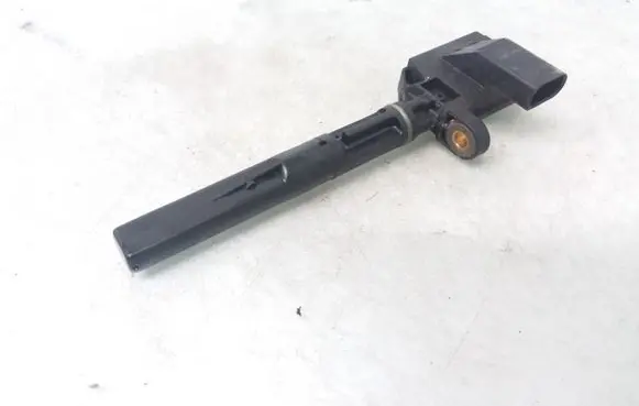 Volkswagen Polo IV 9N3 Oil level sensor 045907660D 00813401HLO