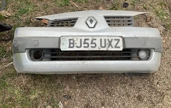 Renault Megane II Front bumper