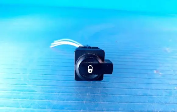 Citroen C4 I Central locking switch button 96476626XT