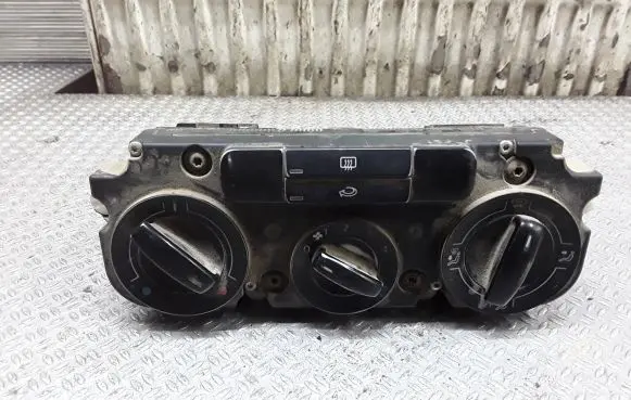 Volkswagen Caddy Climate control unit