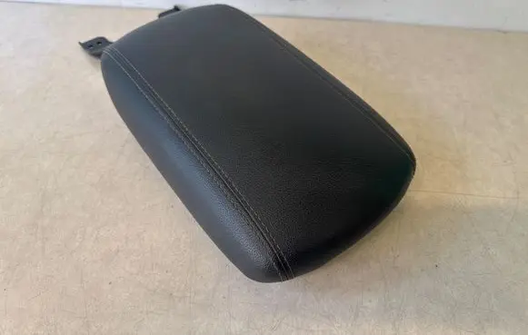 KIA Sportage Armrest 