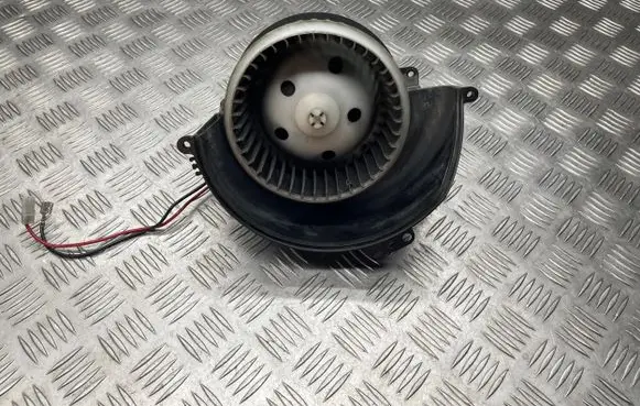 Opel Astra H Heater fan/blower 881060995