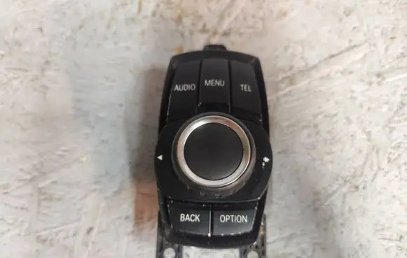 BMW X3 F25 Head unit multimedia control 9261704 140426R0 033623101