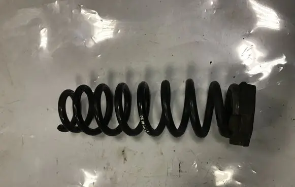 BMW 1 E81 E87 Rear coil spring