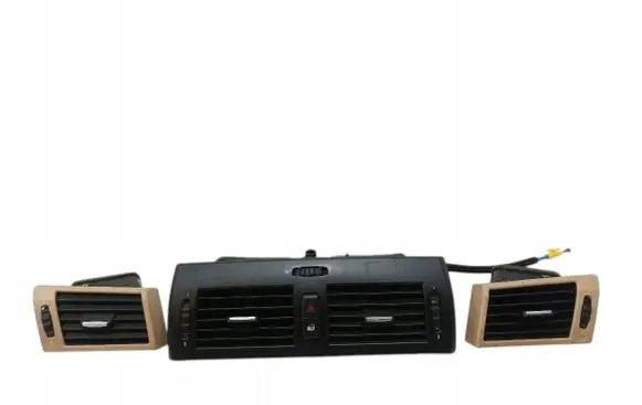 BMW X3 E83 Dashboard air vent grill cover trim 