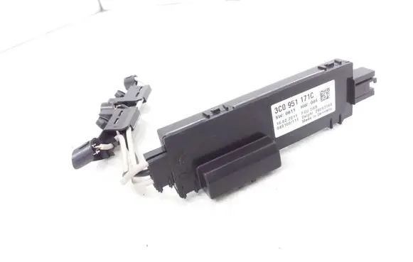 Volkswagen PASSAT B7 Alarm movement detector/sensor 3C0951171C